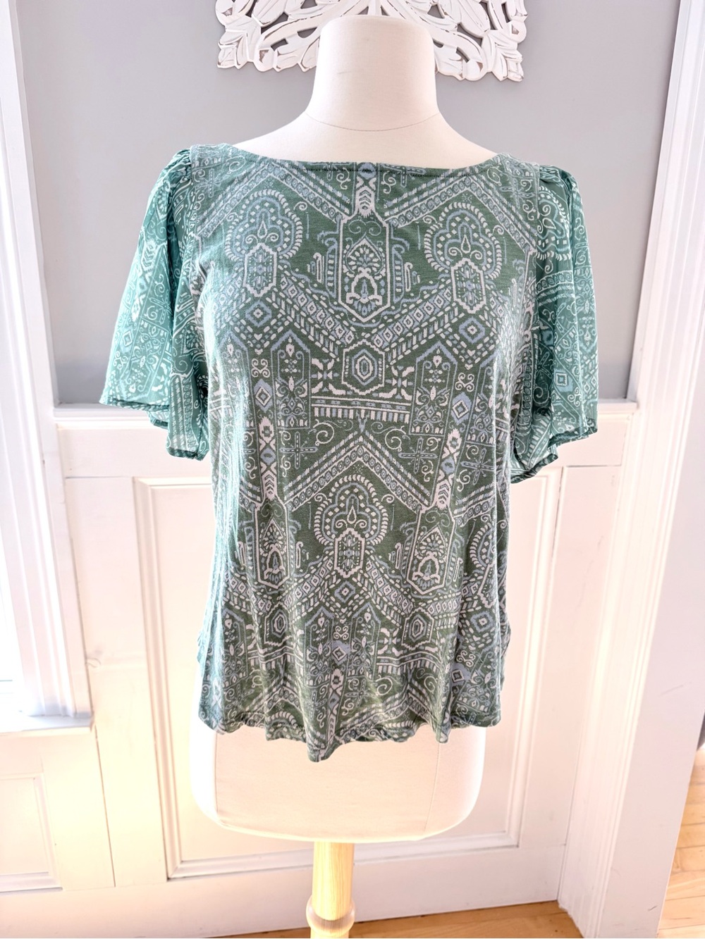 Women’s Lucky Brand Green Printed Short Sleeve Top size small
